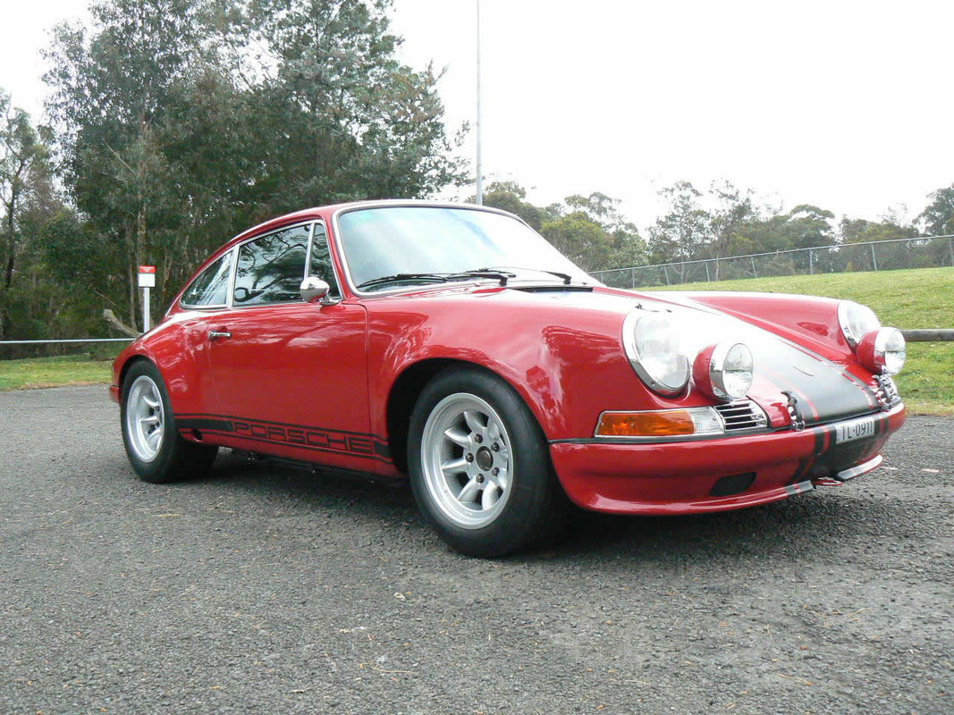 911-ST-Polo-Red.jpg