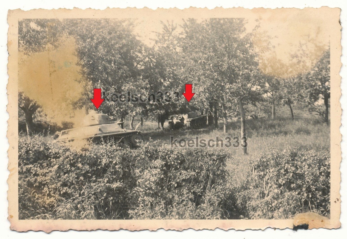 Foto französische Char Hotchkiss Panzer Wracks I