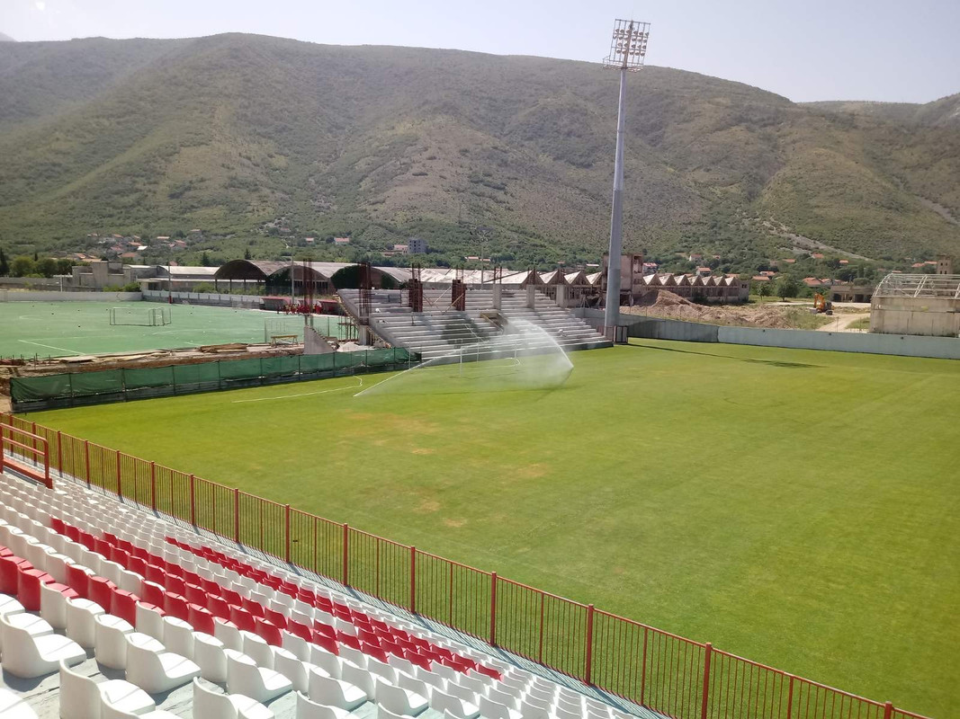 8FE229C8-208C-4439-98DF-84824E7EB7FE