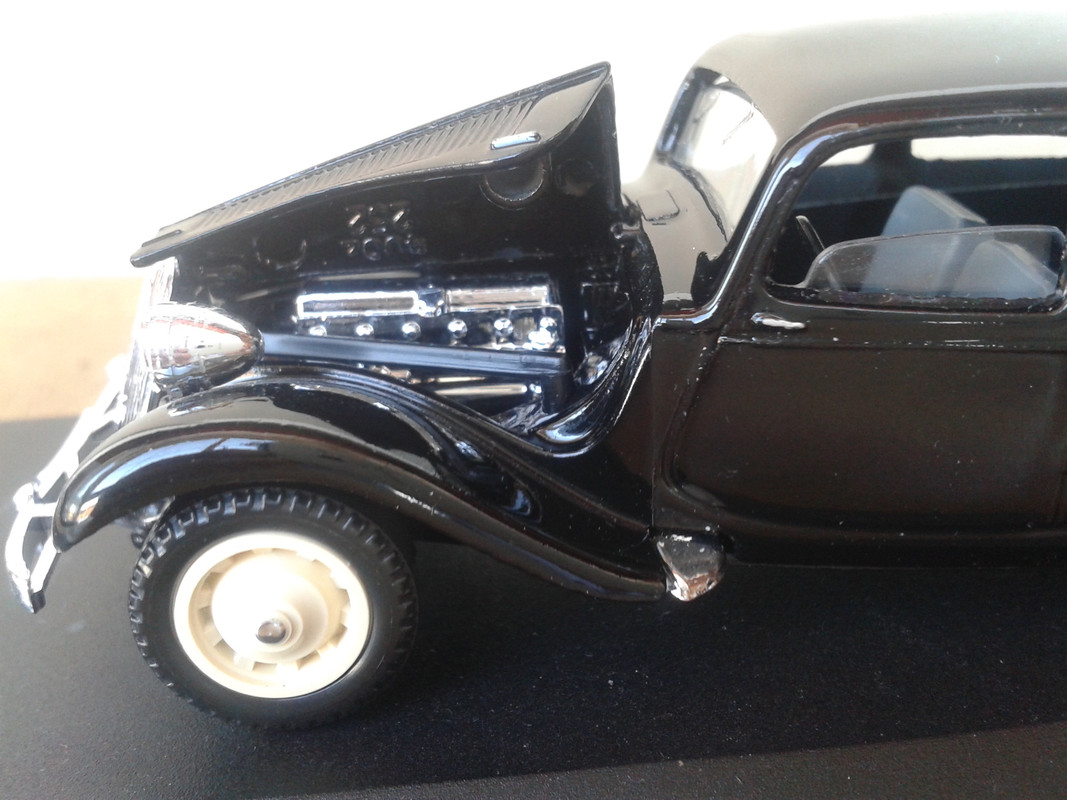 1950 Citroën Traction Avant 15 Six (Solido – nº38 Coches inolvidables Salvat) (13)