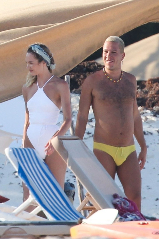 Candice-Swanepoel-Sexy-The-Fappening-Blog-com-11-1-1024x1536