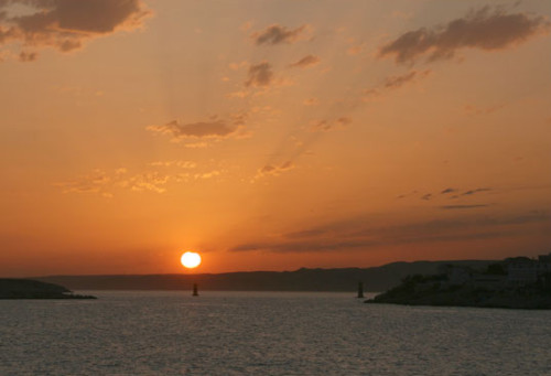 20251110-earth-sunset-marseille-2012