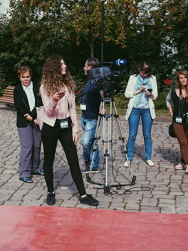 6431198D-206A-4F63-AF45-1ED779192E76