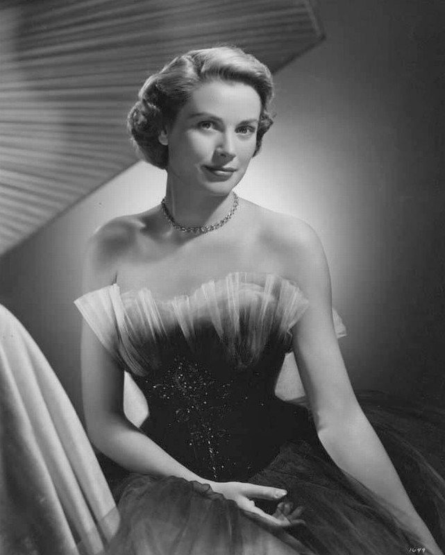 GraceKelly_me42