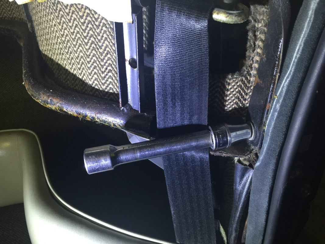 98CAB7C7-FD8C-4D13-BCD7-042ECF305643