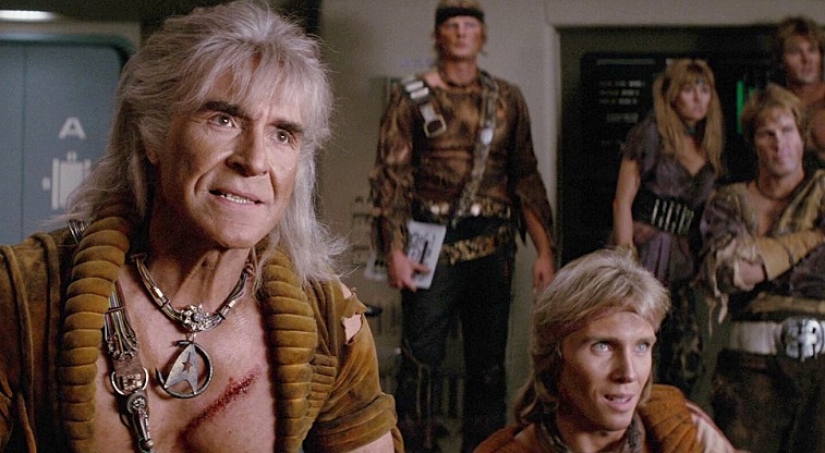 NAKED-GUN-WRATH-KHAN-1-FOTOR.jpg