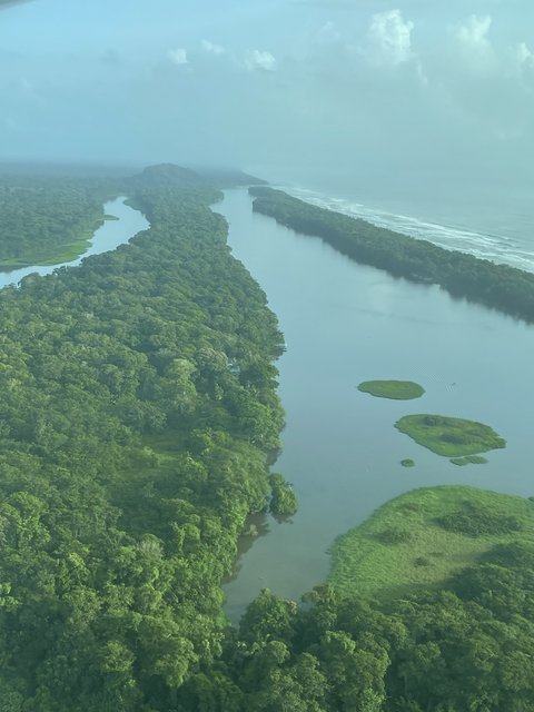 Tortuguero - Costa Rica desde el aire. Una ruta diferente. Julio 2021 (2)