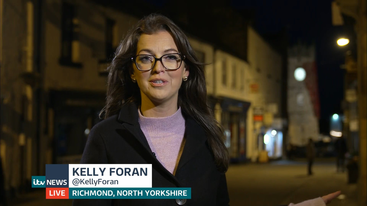 ITV Evening News_20221024_18301930.ts_snapshot_00.18.33.554