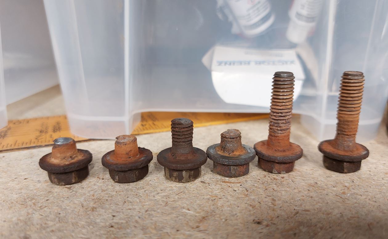 3-LHSExtractedBolts