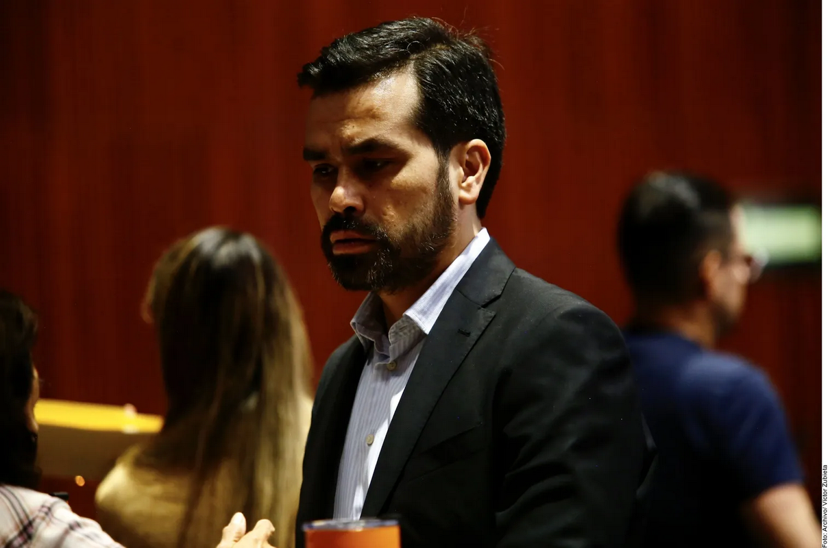 Álvarez Máynez califica como ‘excesiva’ orden del INE de bajar video de su ‘destape’