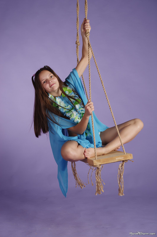 MarvelCharm_Nika-Swing-005