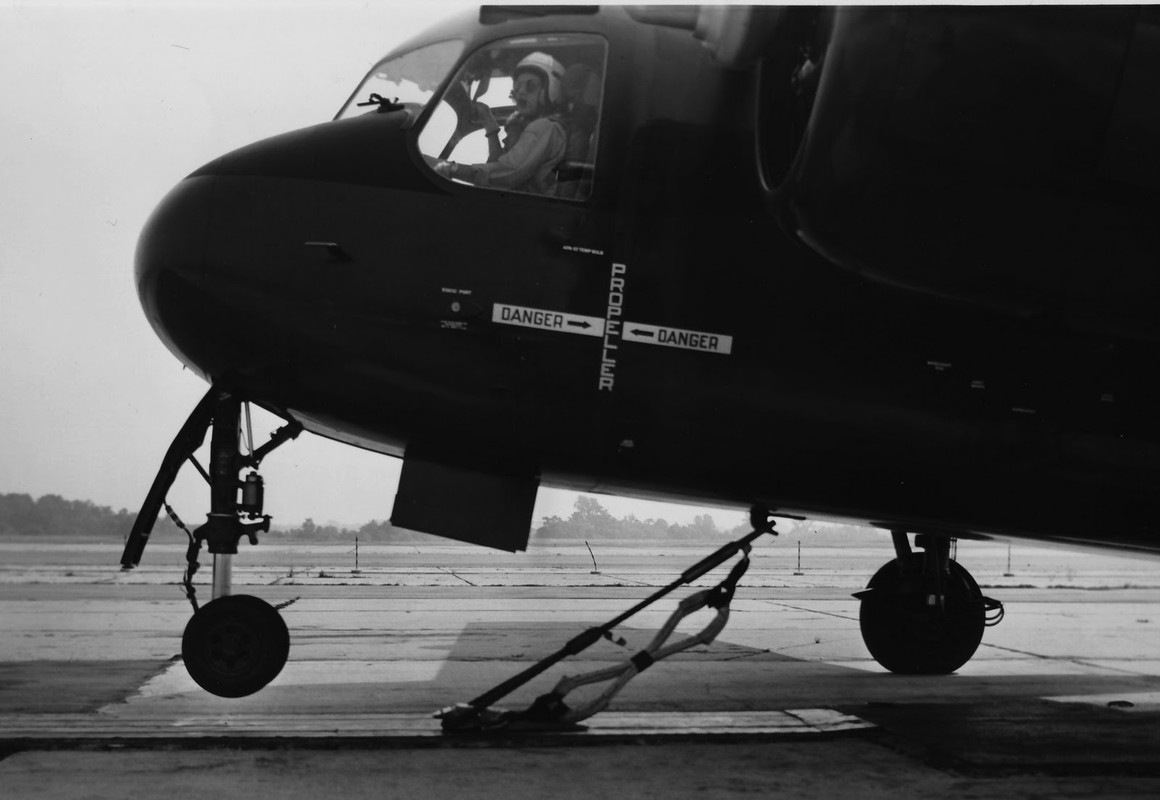 S2F-1 Pax Launch Grumman Archives0054