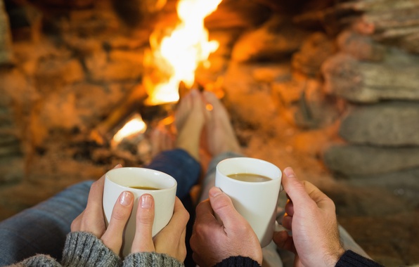 kamin-ochag-teplo-uiutno-dvoe-para-kofe-warm-cuppa-fireplace.jpg