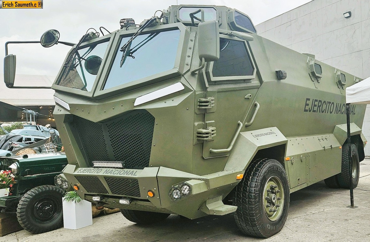 [Imagen: 019-TITAN-Foto-Erich-Saumeth.jpg]