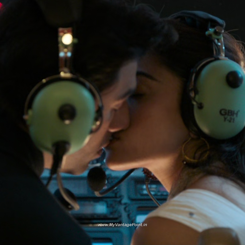 18-Rashmika-Mandanna-Hot-in-Animal-Movie-with-Ranbir-Kapoor
