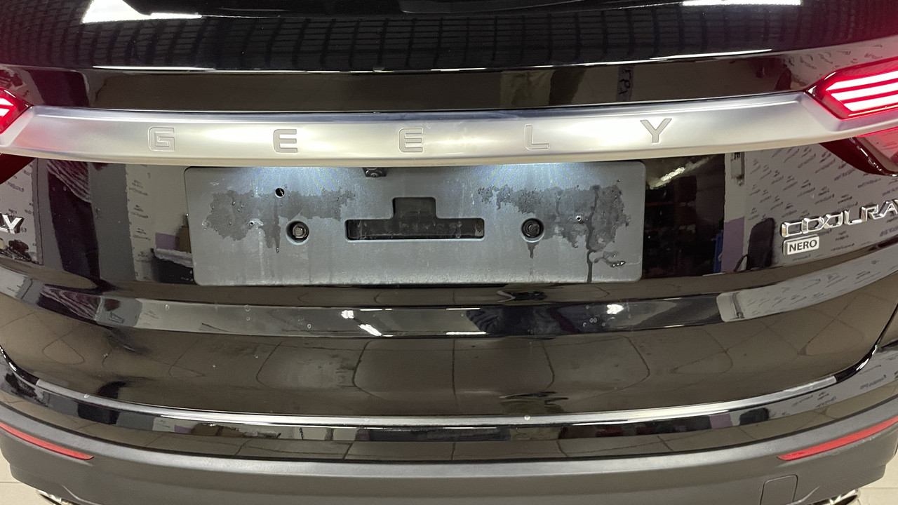 FAAD13D8-098D-45ED-BD40-032CAEF59E53