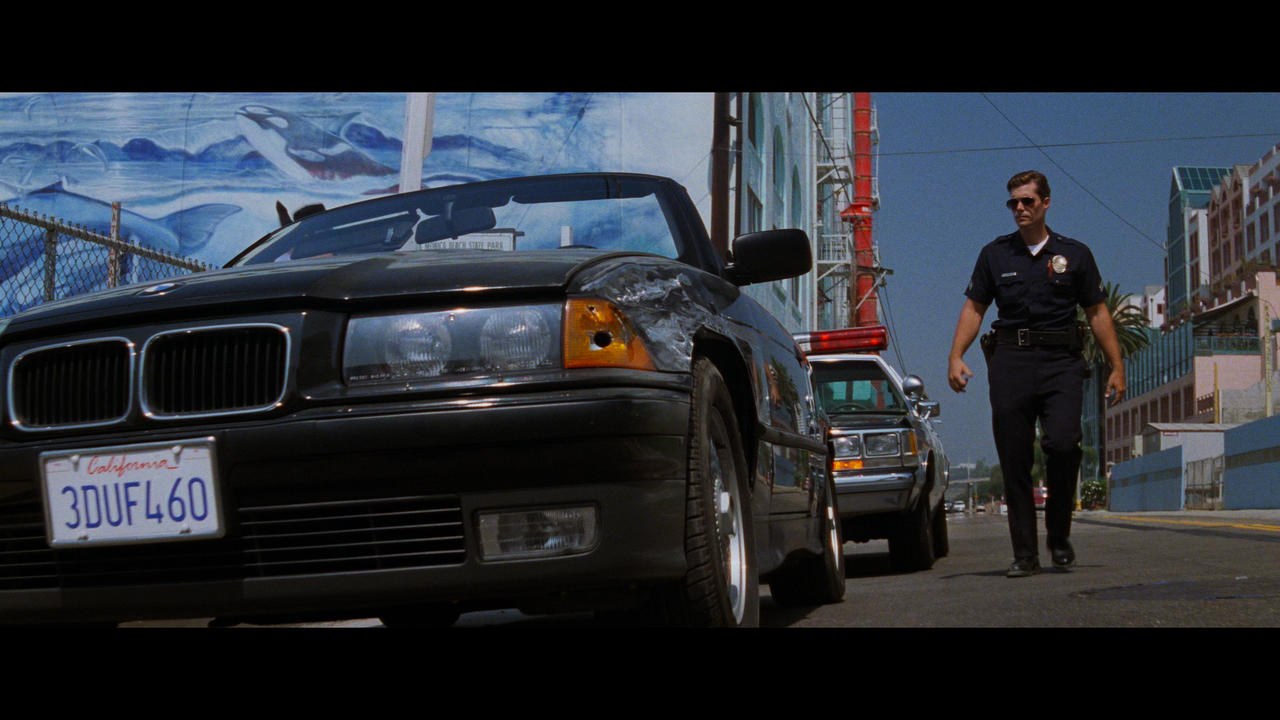 Species.1995.2160p.BDREMUX.HEVC.HDR.DoVi-Нечипорук.mkv_snapshot_00.49.23.667