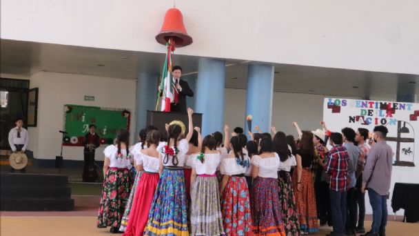 Instituto Bella Vista de Ciudad Obregón celebra su gran fiesta mexicana