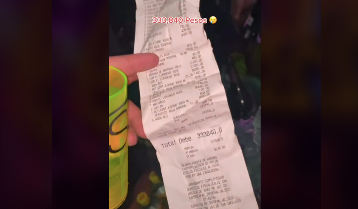 Jóvenes gastan más de 300 mil pesos en un bar y así fue su reacción