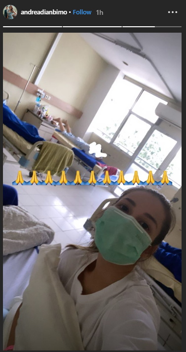 Andrea Dian dirawat dengan beberapa pasien lainnya