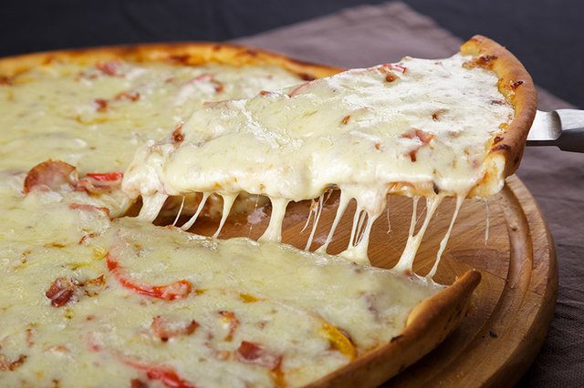    pizza-dough.jpg