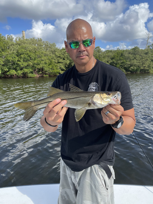 56E5167D-C185-488C-859D-872FC017277A