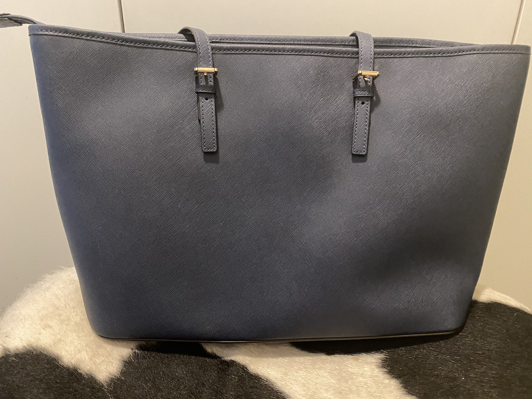 7DD82F47-F455-4258-A525-8E0930AC9F0D