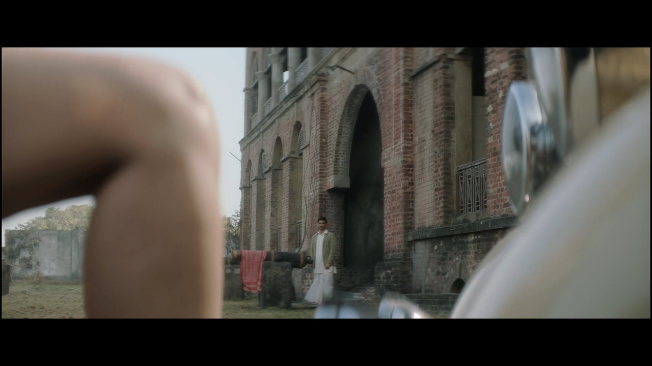 Swastika.Mukherjee_Detective.Byomkesh.Bakshy.00_00_43_18.Still006