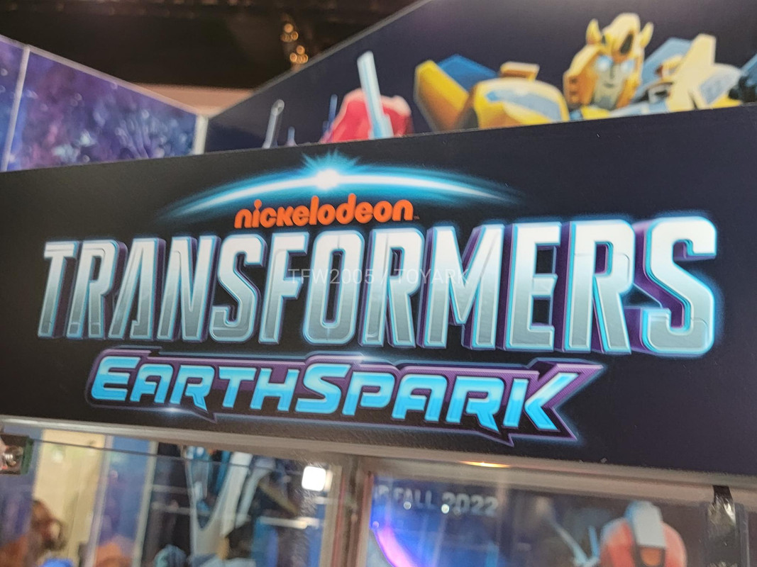 Transformers-EarthSpark-Toys-Reveal-01