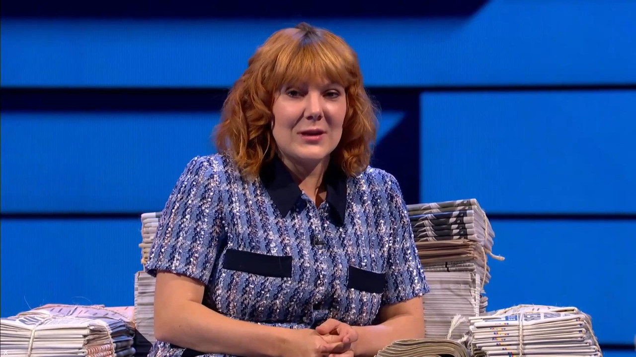 Sophie Willan 111021.mp4_snapshot_02.20_[2021.10.12_00.38.28]