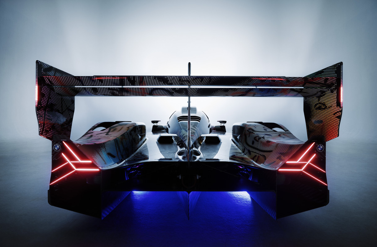P90550694_highRes_bmw-art-car-20-by-ar