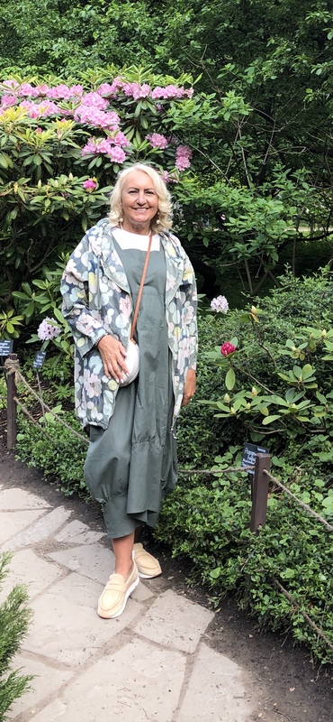 BF5A0CEA-614D-4D16-A9AA-D90360A5B2C4