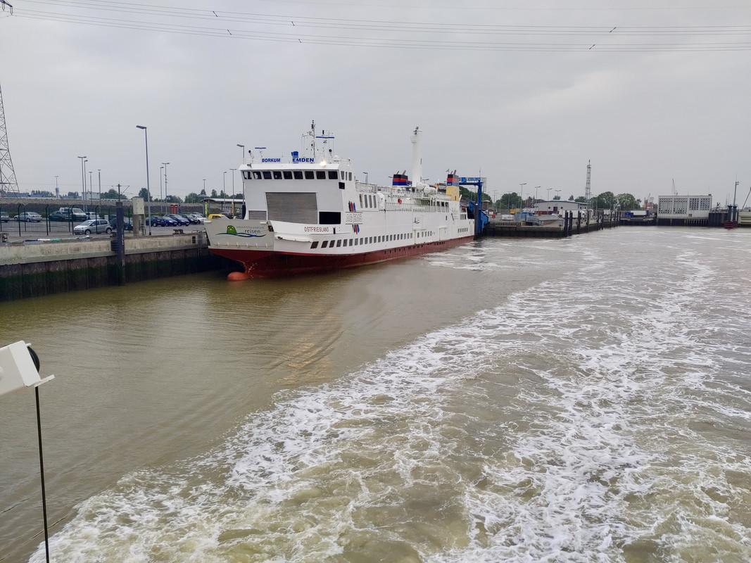 412D7CA6-0AFE-47DF-B1B5-8D34DF00A2C2_1_201_a