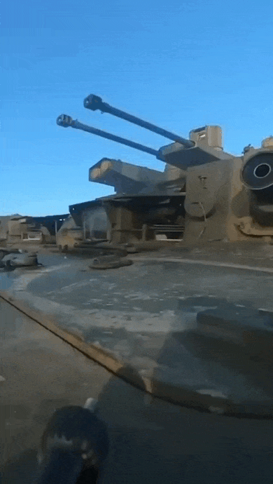https://i.postimg.cc/05Mc2wtz/video-2026-04-29-02-35-36-(1).gif