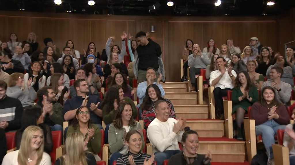 [Image: 7fmu0sldr19o.png]