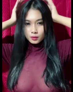 Toket Bulat Putu Cahyaa Busana Transparan