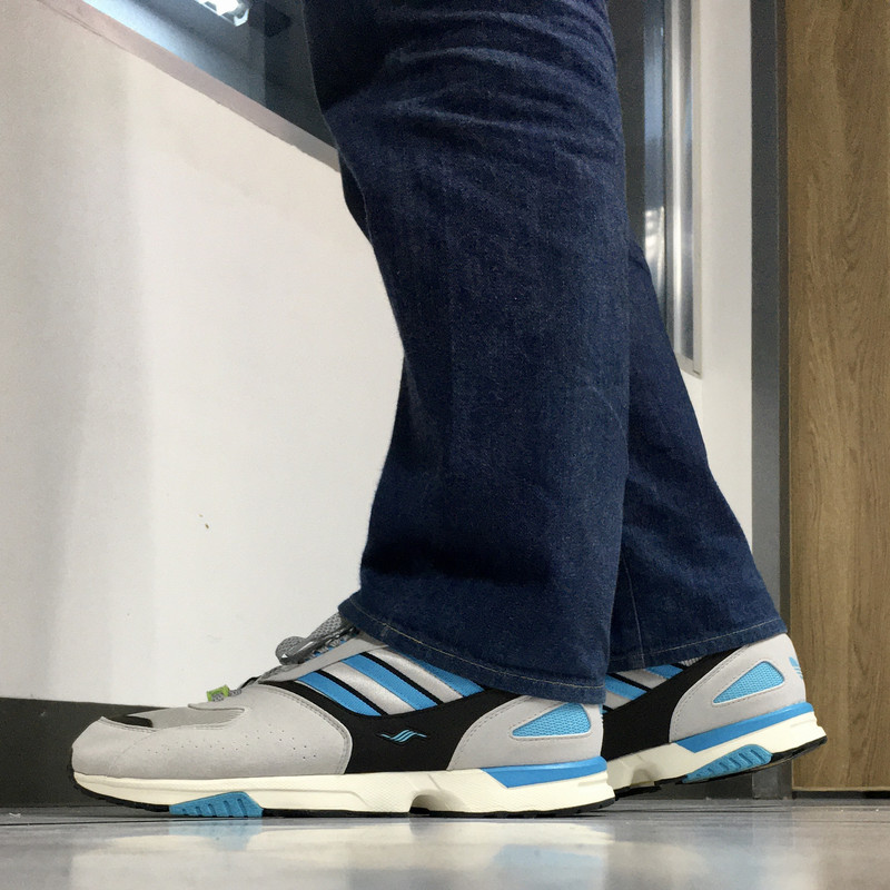 EA18B3CD-4413-46EC-81B0-4E64D6059279