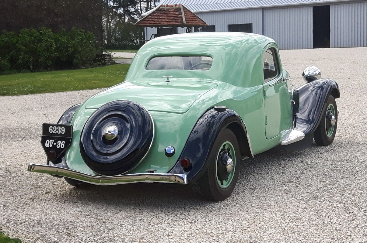 11 B 37 vert-noir inc-183 QV36 2