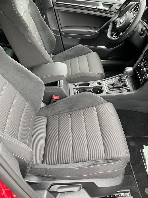 AD272373-41E2-4469-91AA-BC4EF22F1AF3