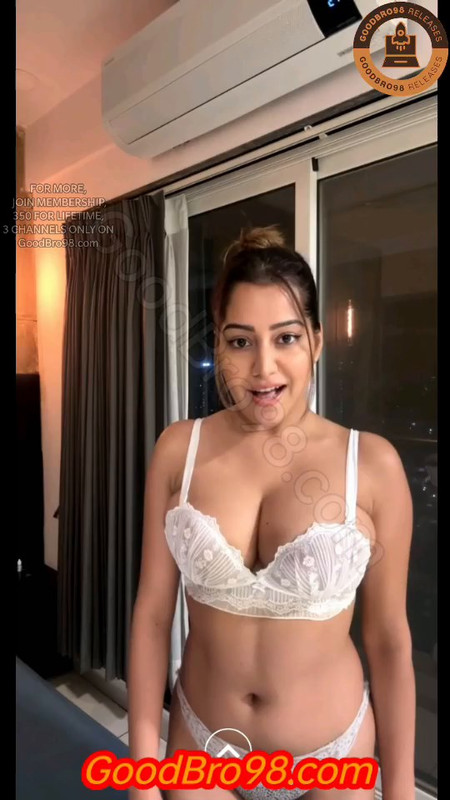 Simran Kaur - New Bikini Live.mp4.0020