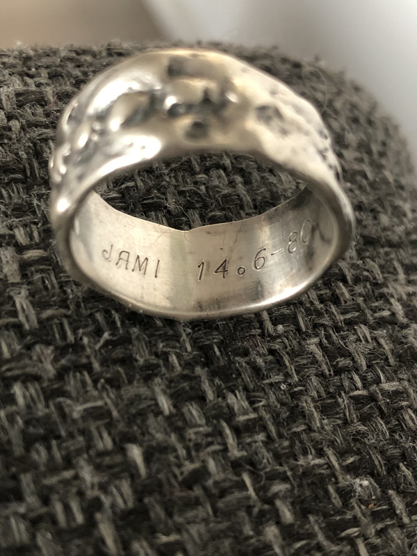 0BACD0B5-B58E-4952-9AA1-C66B34E4F529