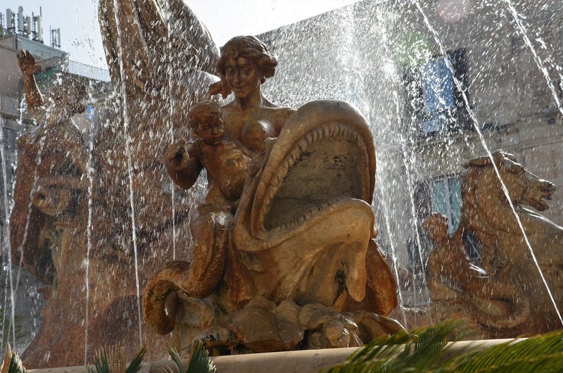 SIRACUSA-26-4-2019 - Italia y sus pueblos-2018/2019/2023 (90)