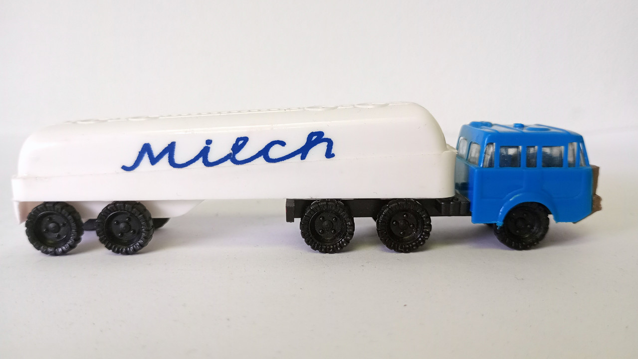 Mach (3789)