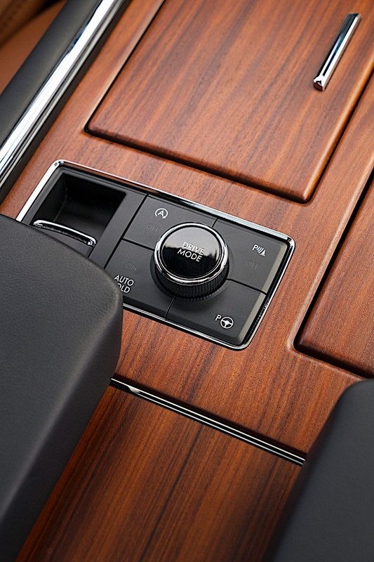 2020 Lincoln Navigator (2)