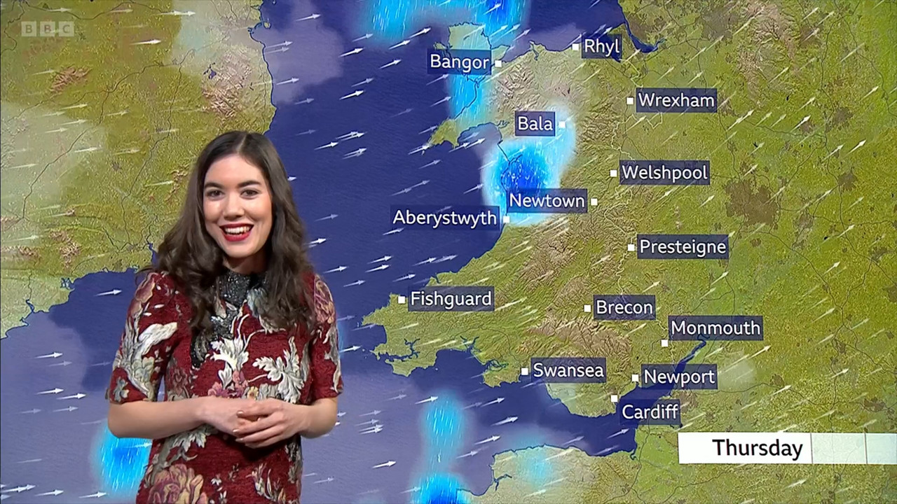 BBC_Wales_Today_Lunchtime_News_-_193._2022-12-27_m001gscb_original.mp4_snapshot_06.39.360