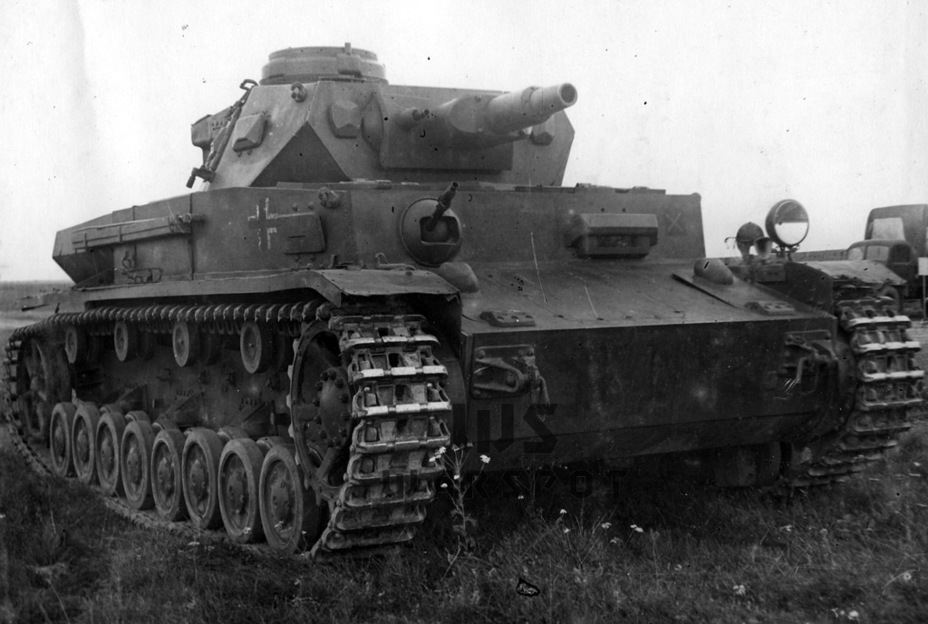 Pz-Kpfw-IV Ausf-F1 трофейный 1
