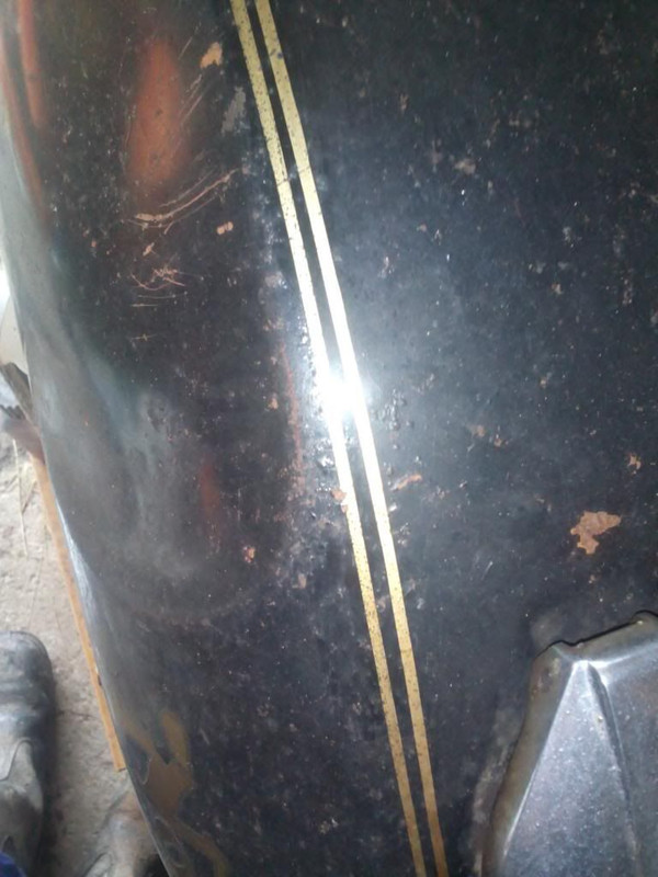 Interstate tank pin striping