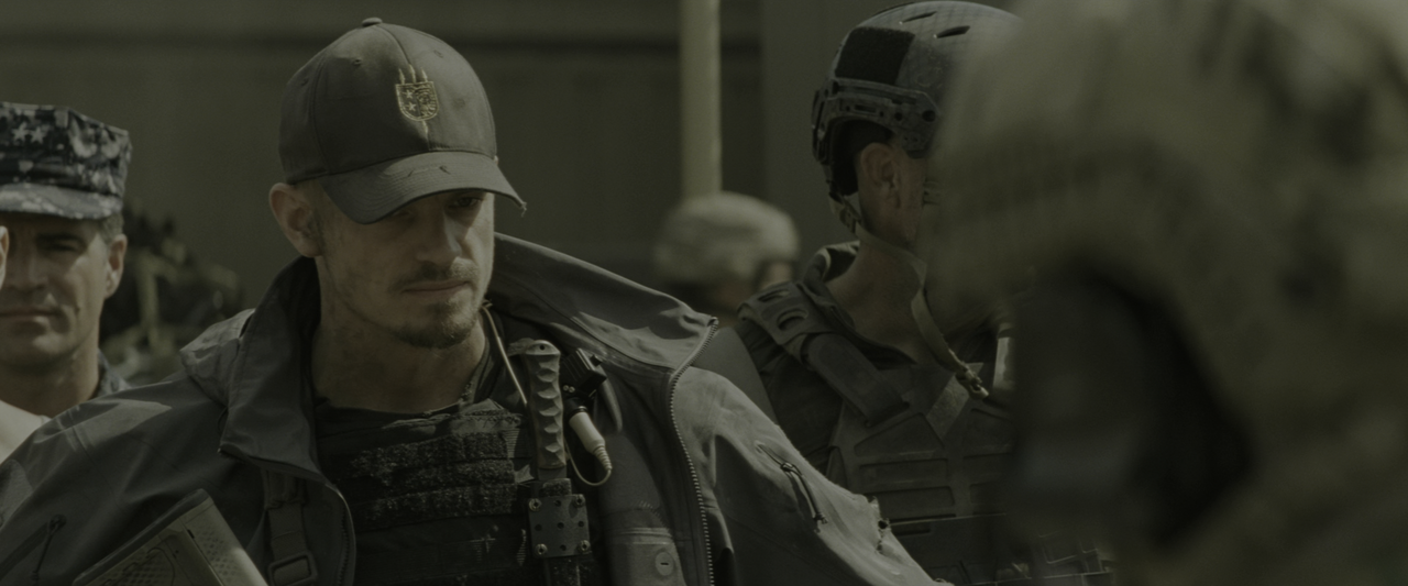 Suicide.Squad.2016.iTA.ENG.HDR.2160p.UHD.BluRay.x265-DENiED.mkv_snapshot_00.41.59.892