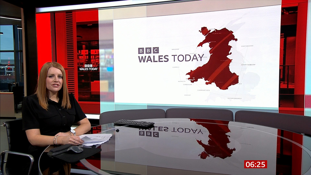 03.22 - 06.00.00 - Breakfast. The BBC's Breakfast programme features ....ts_snapshot_05.53.489