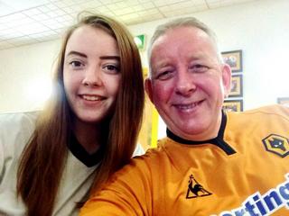 Wayne-Devaney-Silvie-Devaney-Worldwide-Wolves-Lounge-05-12.jpg